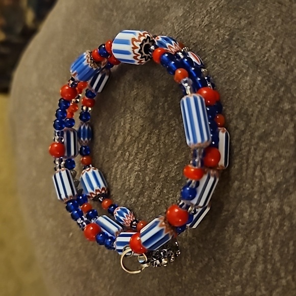 HANDMADE Vintage Chevron Glass Beaded Wrap Bracelet Buffalo Charm - Picture 4 of 7